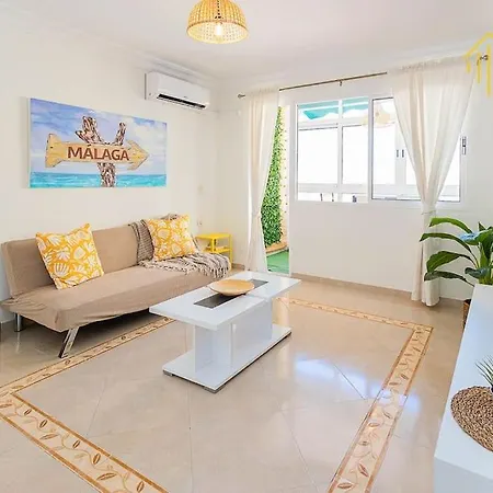 Piso Con Terraza Y Vistas * Malaga