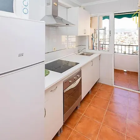 Piso Con Terraza Y Vistas * Malaga